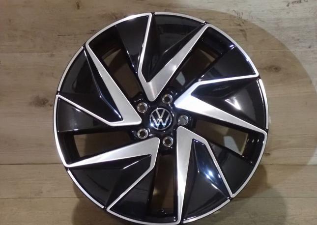 Оригинальные диски VW Passat R19 4к
