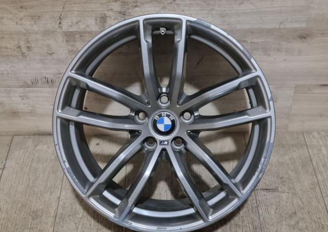 Один оригинальный R18 BMW 5 серии G30 сварка перед