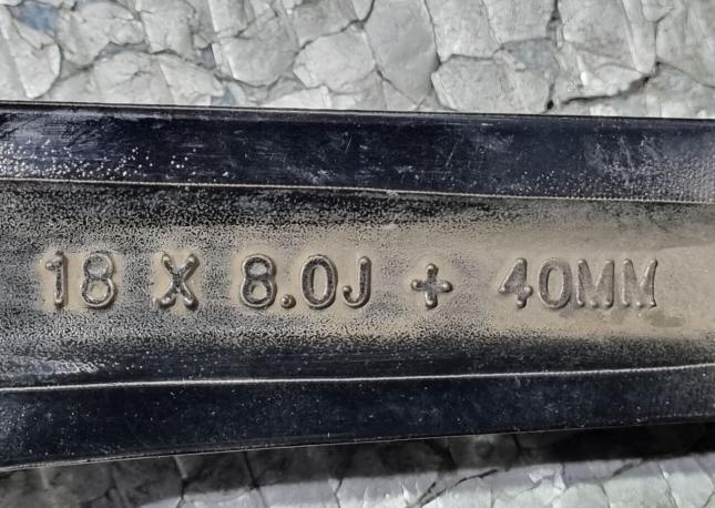 Оригинальные диски R18 на Ford Mustang