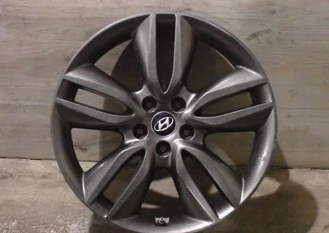 Оригинальные диски R19 на Hyundai Santa fe