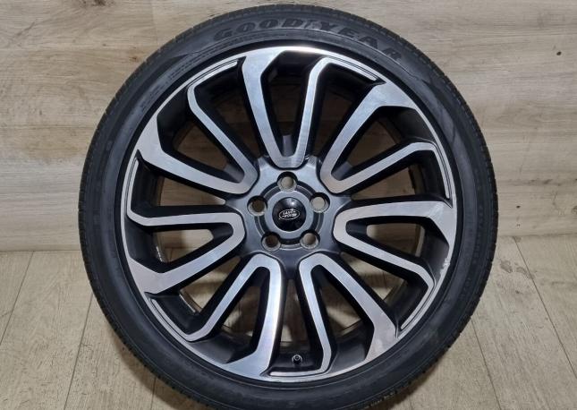 Оригинальные R22 колеса Range Rover Vogue лето