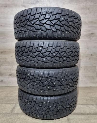 Dunlop SP Winter Ice 02 245/40 R20 99T