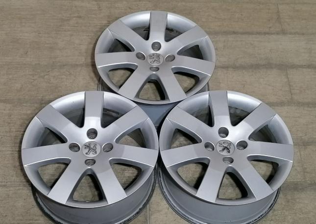 Два оригинальных диска R16 Peugeot 308