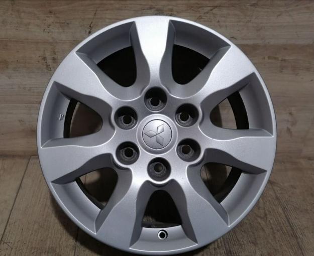 Оригинальные диски R17 Mitsubishi Pajero 4