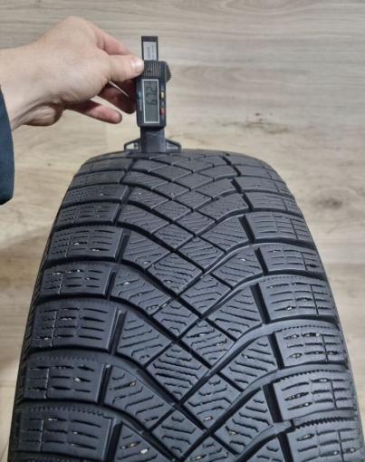 Pirelli Ice Zero FR 225/55 R17 97H