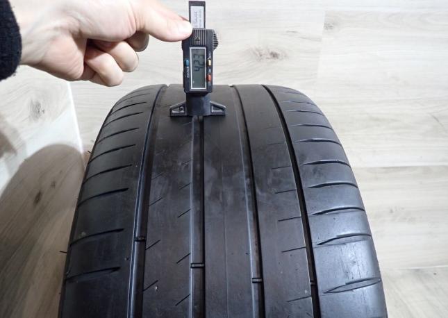 Michelin Pilot Sport 4 275/40 R19 105Y