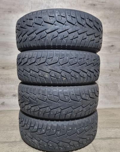 Yokohama Ice Guard Stud IG55 235/55 R19 105T