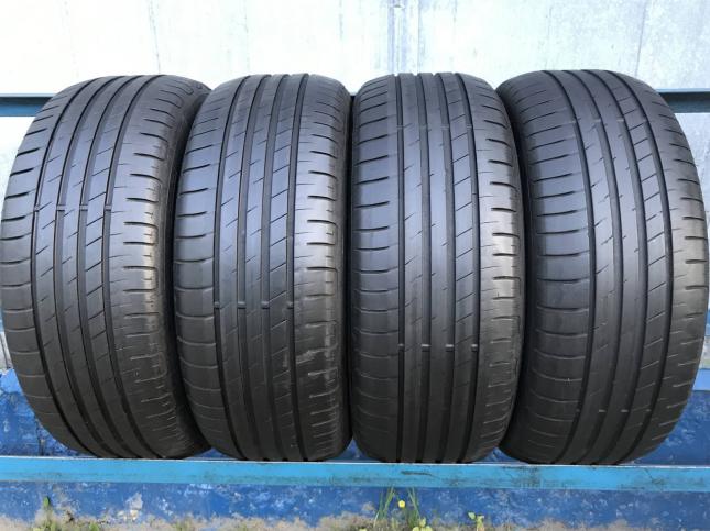 225/55 R17 Goodyear EfficientGrip Performance летние