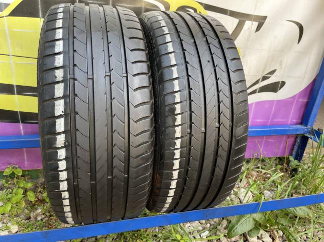 215/40 R17 Goodyear EfficientGrip летние