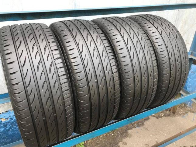 215/40 R17 Pirelli P Zero Nero летние