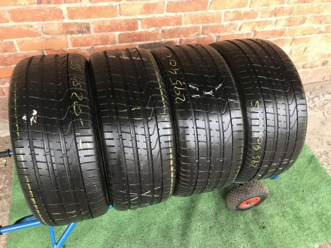 Комплект на ML 295 40 20 Pirelli P zero