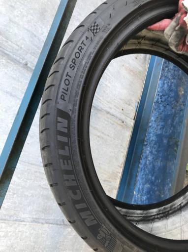 225/45 R19 Michelin Pilot Sport 4 летние