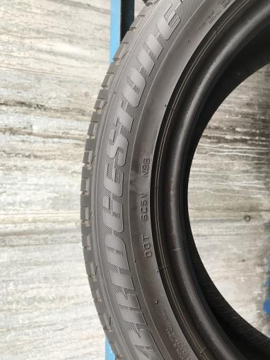 235 45 19 Bridgestone dueler hp sport 