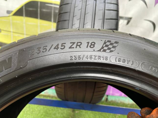 235/45 R18 Michelin Pilot Sport 4 летние