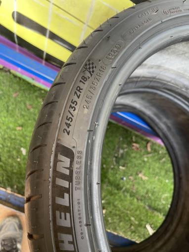 245/35 R18 Michelin Pilot Sport 4 летние