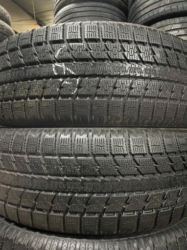 235/55 R20 Toyo Observe GSi-5 зимние нешипованные