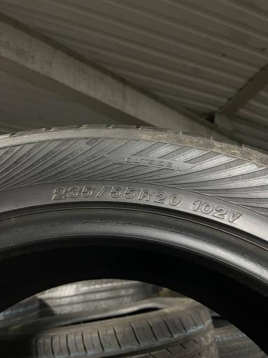 235/55 R20 Yokohama W.Drive V902 