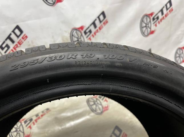 295/30 R19 Pirelli Winter Sottozero 240 Serie II зимние нешипованные