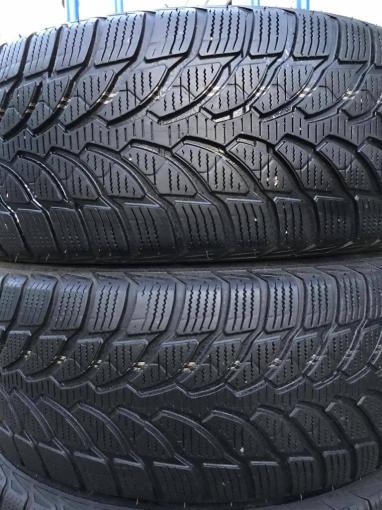 235/50 R18 Bridgestone Blizzak LM-32