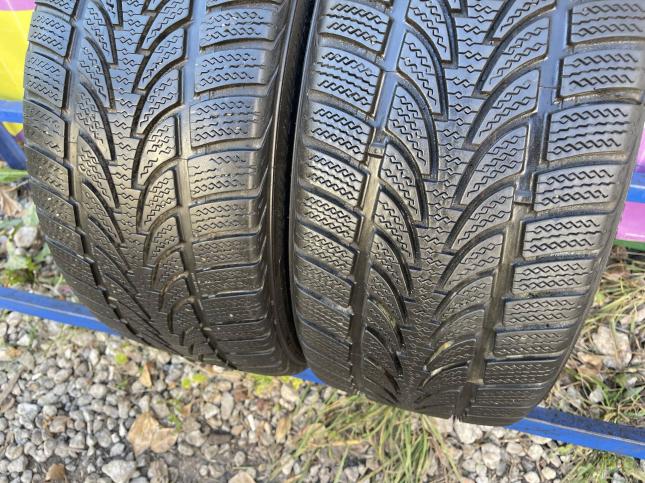 235/40 R18 Nokian Tyres WR зимние нешипованные