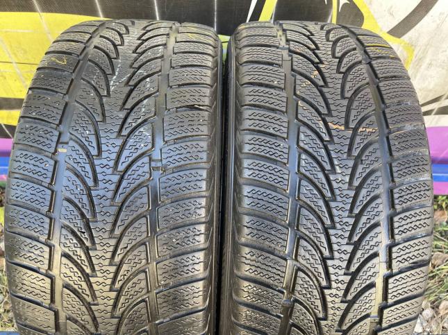 235/40 R18 Nokian Tyres WR зимние нешипованные