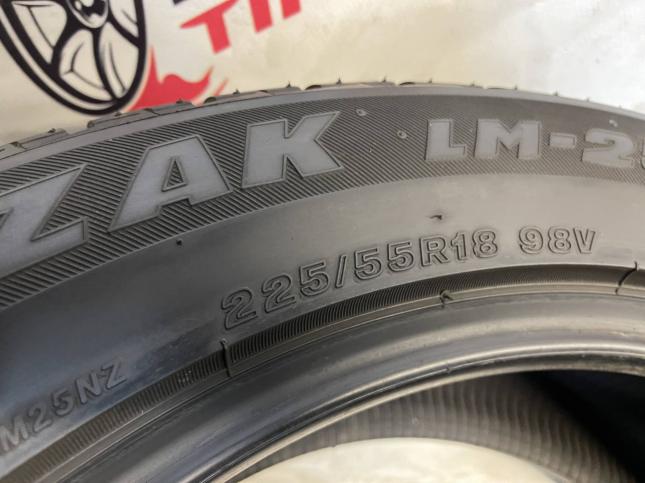 225/55 R18 Bridgestone Blizzak LM-25 4x4 зимние нешипованные