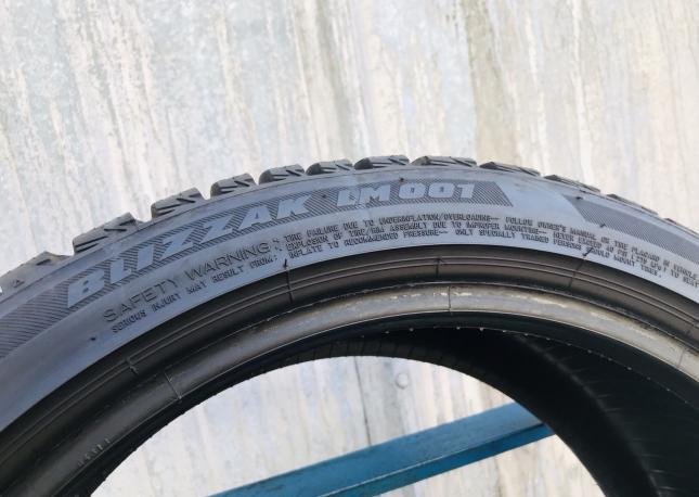 Зимние шины 225 40 18 Bridgestone Blizzak LM001