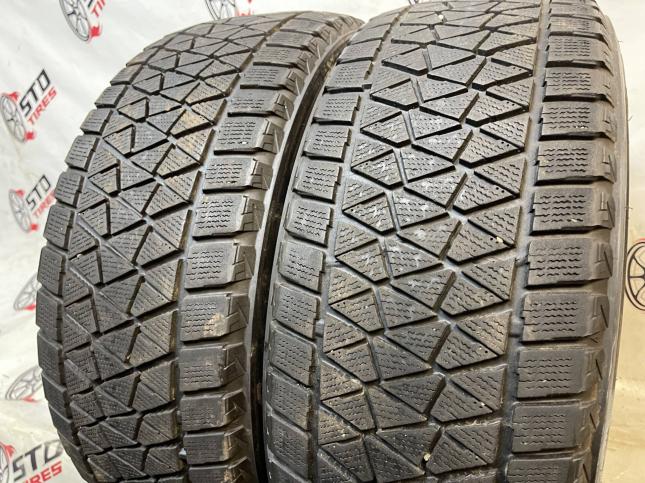 235/60 R17 Bridgestone Blizzak DM-V2 зимние нешипованные