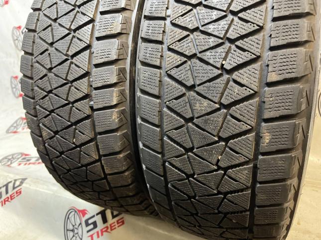 235/60 R17 Bridgestone Blizzak DM-V2 зимние нешипованные