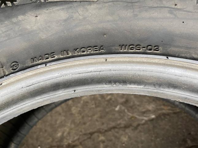 Комплект 235/55R17 Roadstone WinGuard sport