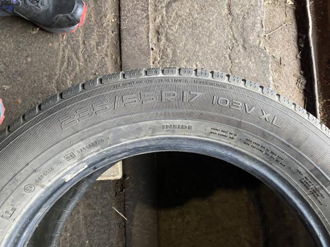 Комплект 235/55R17 Nokian WR A3