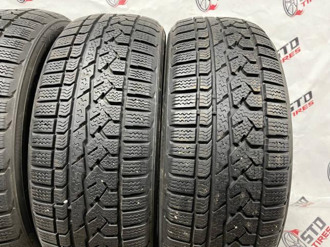 225/60 R17 Kumho I'Zen RV KC15 зимние нешипованные