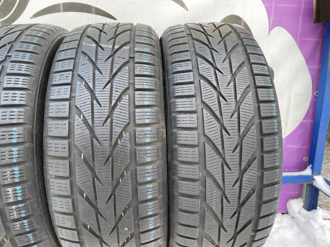 225/55 R17 Toyo Snowprox S953 зимние нешипованные