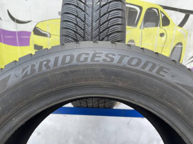 225/55 R17 Bridgestone Blizzak LM-001 зимние нешипованные