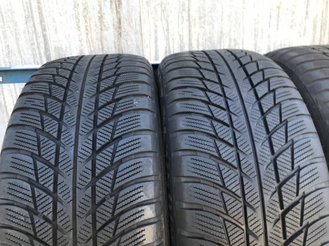 225 50 R17 Bridgestone Blizzak LM-001  Runflat