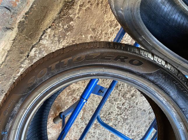 R17 225/50 Pirelli Run Flat