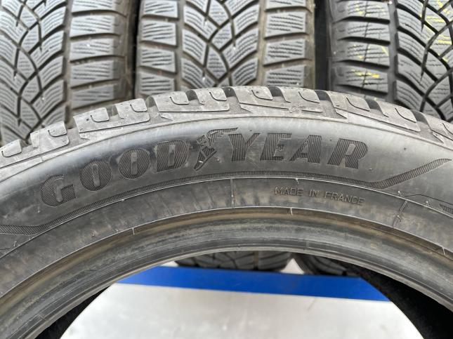 215/55 R17 Goodyear UltraGrip Performance+ зимние нешипованные