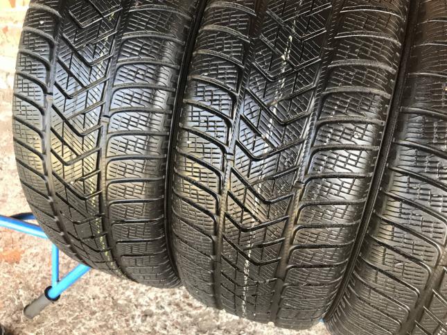 215/55 R17 Pirelli Winter Sottozero 3 зимние нешипованные