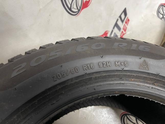 205/60 R16 Pirelli Winter Sottozero 3 зимние нешипованные