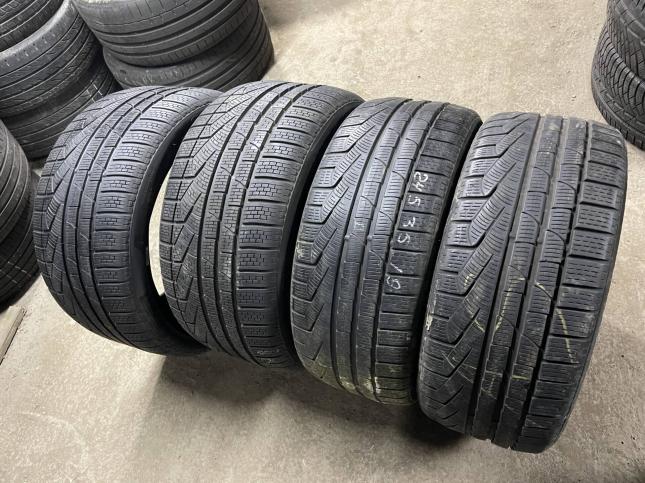 245/35 R19 Pirelli Winter Sottozero 270 Serie II зимние нешипованные