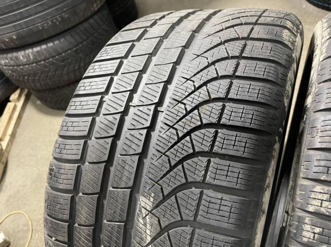 285/40 R19 Pirelli P Zero Winter зимние нешипованные