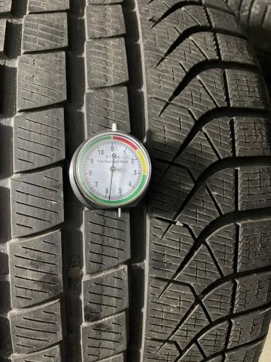 285/40 R19 Pirelli P Zero Winter зимние нешипованные