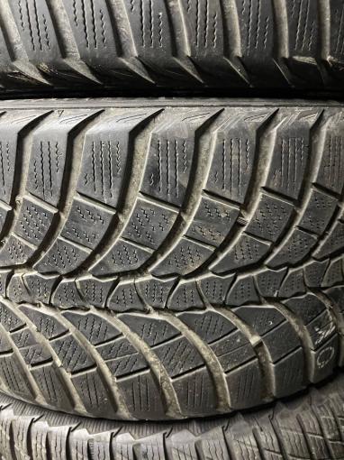 265/35 R18 Kumho WinterCraft WP71 зимние нешипованные