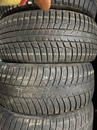 225/45 R17 Bridgestone Blizzak LM-001 зимние нешипованные