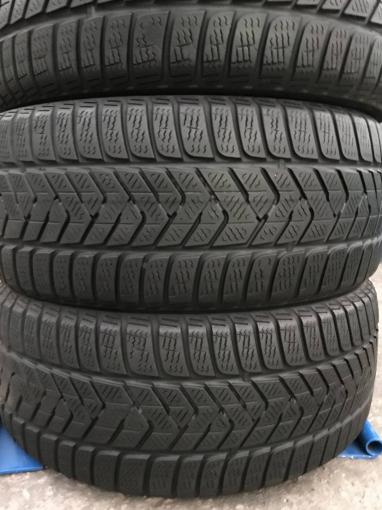 215/55 R16 Pirelli Winter Sottozero 3 зимние нешипованные