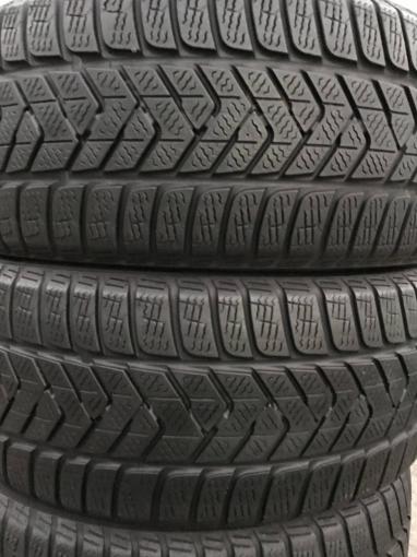 215/55 R16 Pirelli Winter Sottozero 3 зимние нешипованные