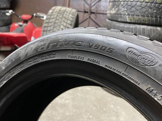 225/50 R17 Yokohama W.Drive V905 зимние нешипованные