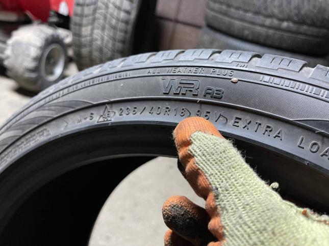 235/40 R18 Nokian Tyres WR A3 зимние нешипованные