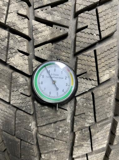 285/45 R22 Bridgestone Blizzak DM-V1 зимние нешипованные