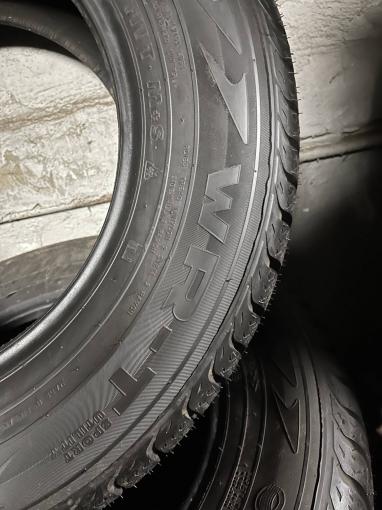 275/60 R17 Nokian Tyres WR зимние нешипованные